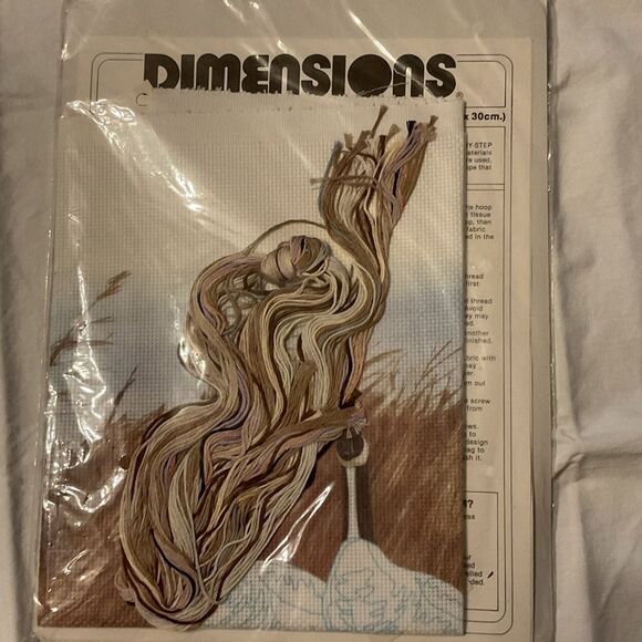 Dimensions No Count Cross Stitch Kit Waiting for Spring - Picture 4 of 4